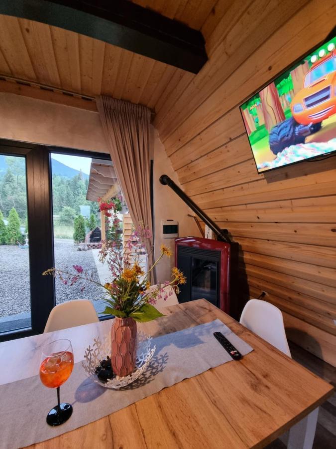 Tana Dell Lupo Villa Colibita Bagian luar foto